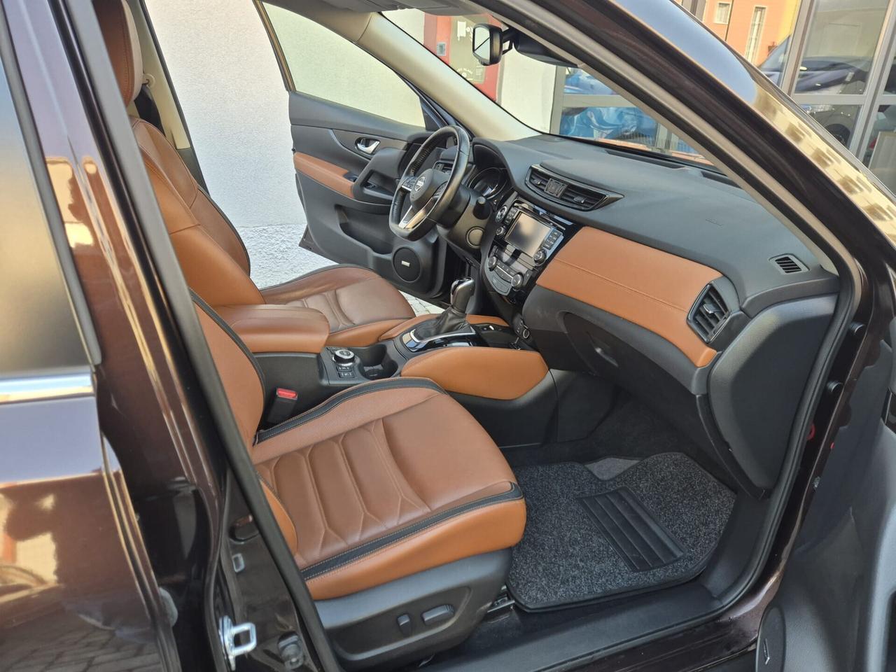 Nissan X-Trail 2.0 dCi Tekna 4wd xtronic -GANCIO T