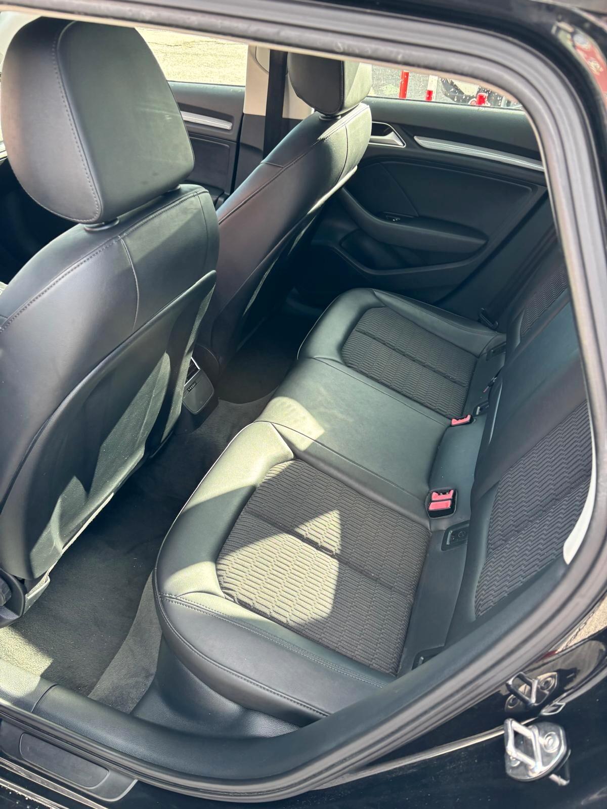 Audi A3 2.0 TDI 150 CV diesel S tronic Attraction