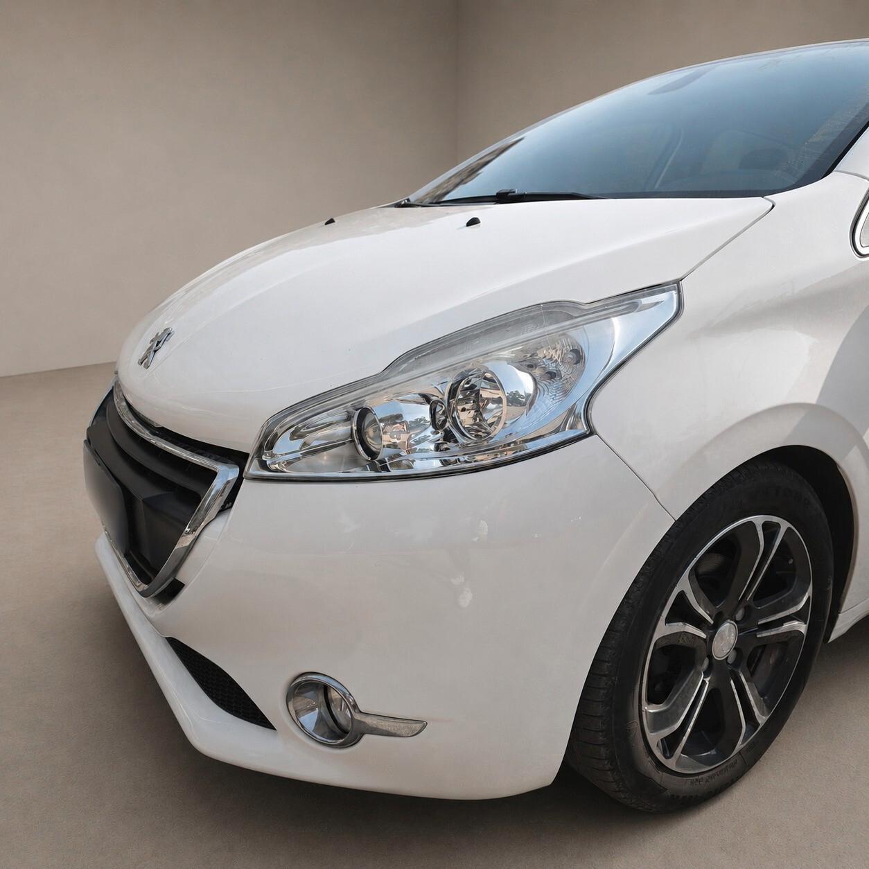 Peugeot 208 1.6 e-HDi 92 CV Stop&Start ETG6 5 porte Allure