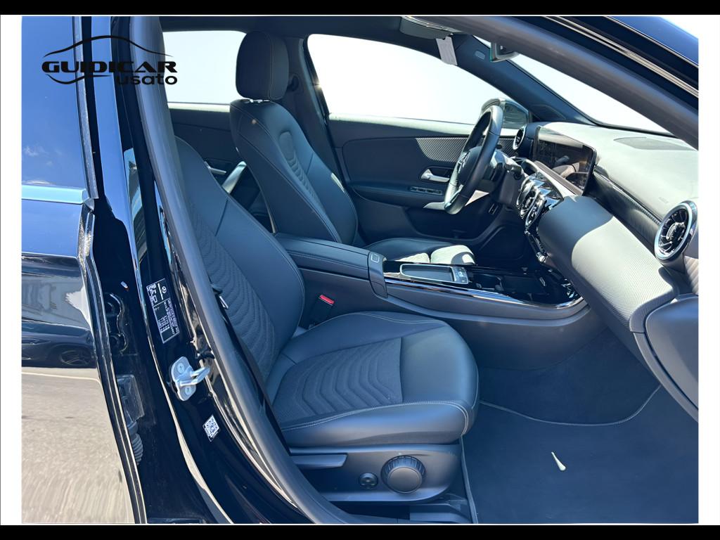 Mercedes-Benz Classe A - W177 2023 - A 250 e phev Progressive Advanced auto