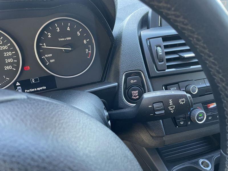 BMW Serie 1 116i 5p Urban + FARI XENON NEOPATENTATI OK