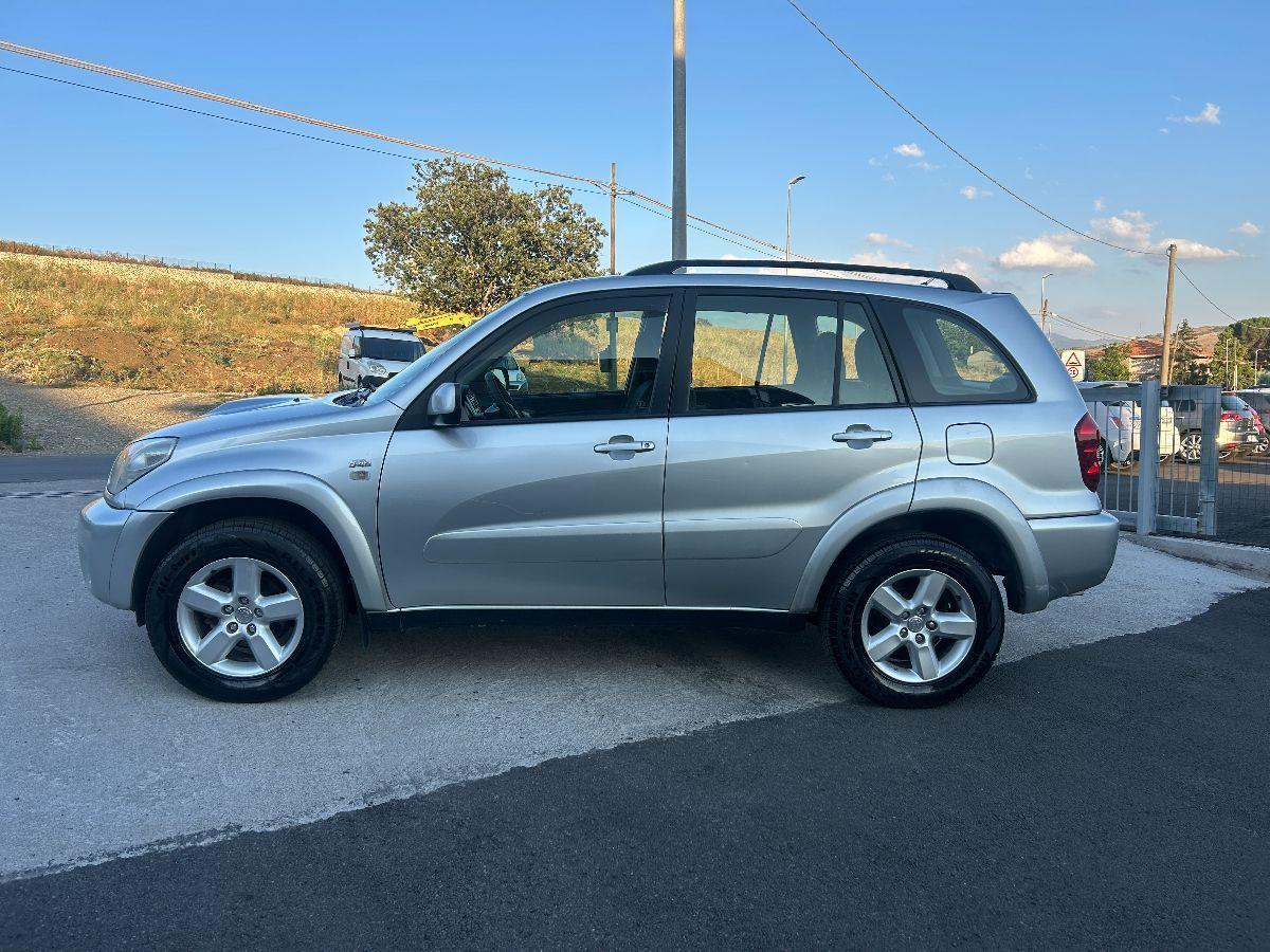 TOYOTA - RAV4 - 2.0 Tdi D-4D 116cv 5 porte Sol