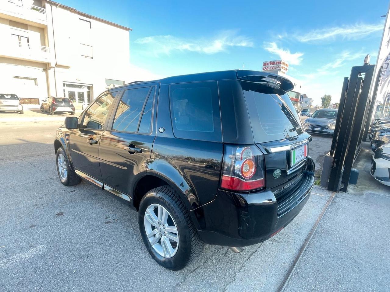Land Rover Freelander 2.2 eD4 2WD S.W. SE