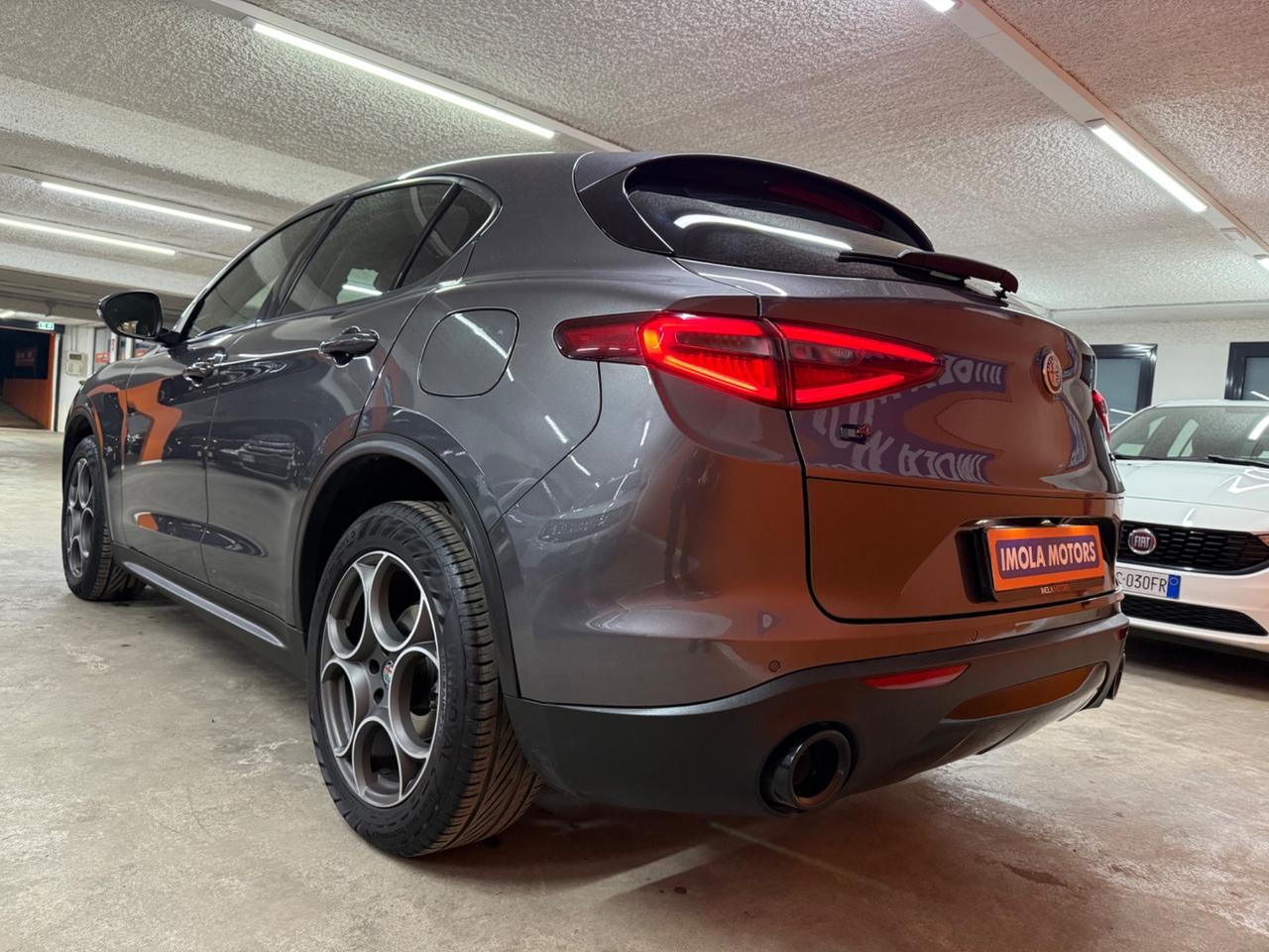 Alfa Romeo Stelvio 2.2 Turbodiesel 180 CV AT8 Q4 Executive
