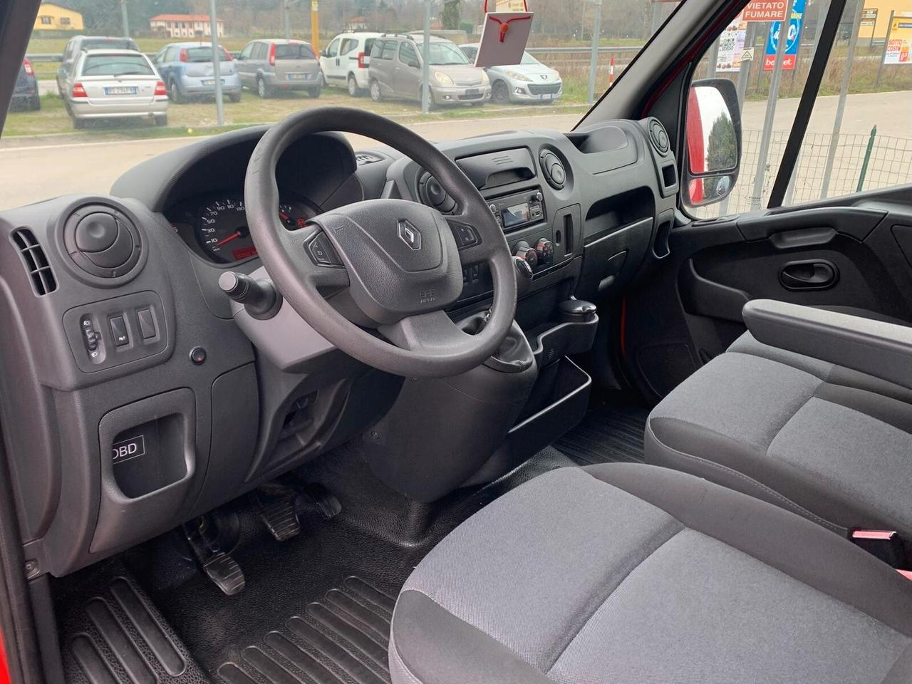 Renault Master T35 2.3 dCi/130 PM Cabinato