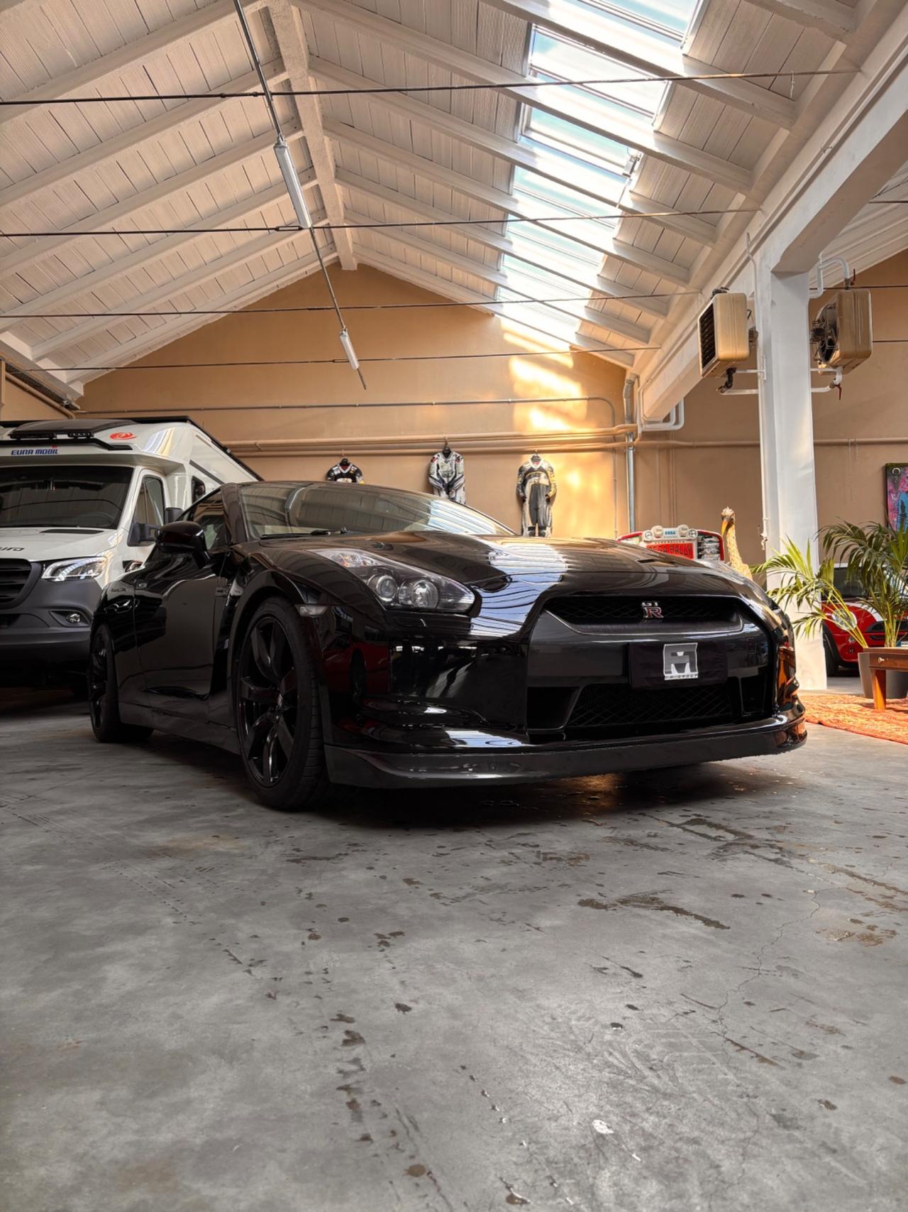 Nissan GTR 3.8 V6 Black Edition