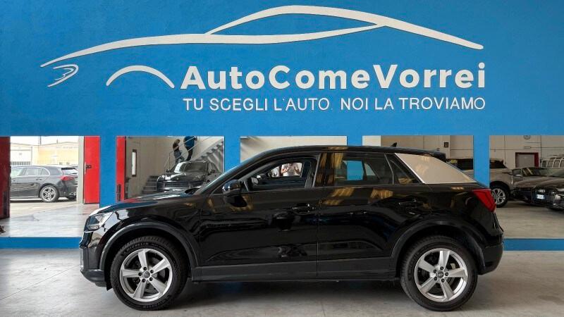 AUDI Q2 Q2 30 TDI S tronic Identity Black