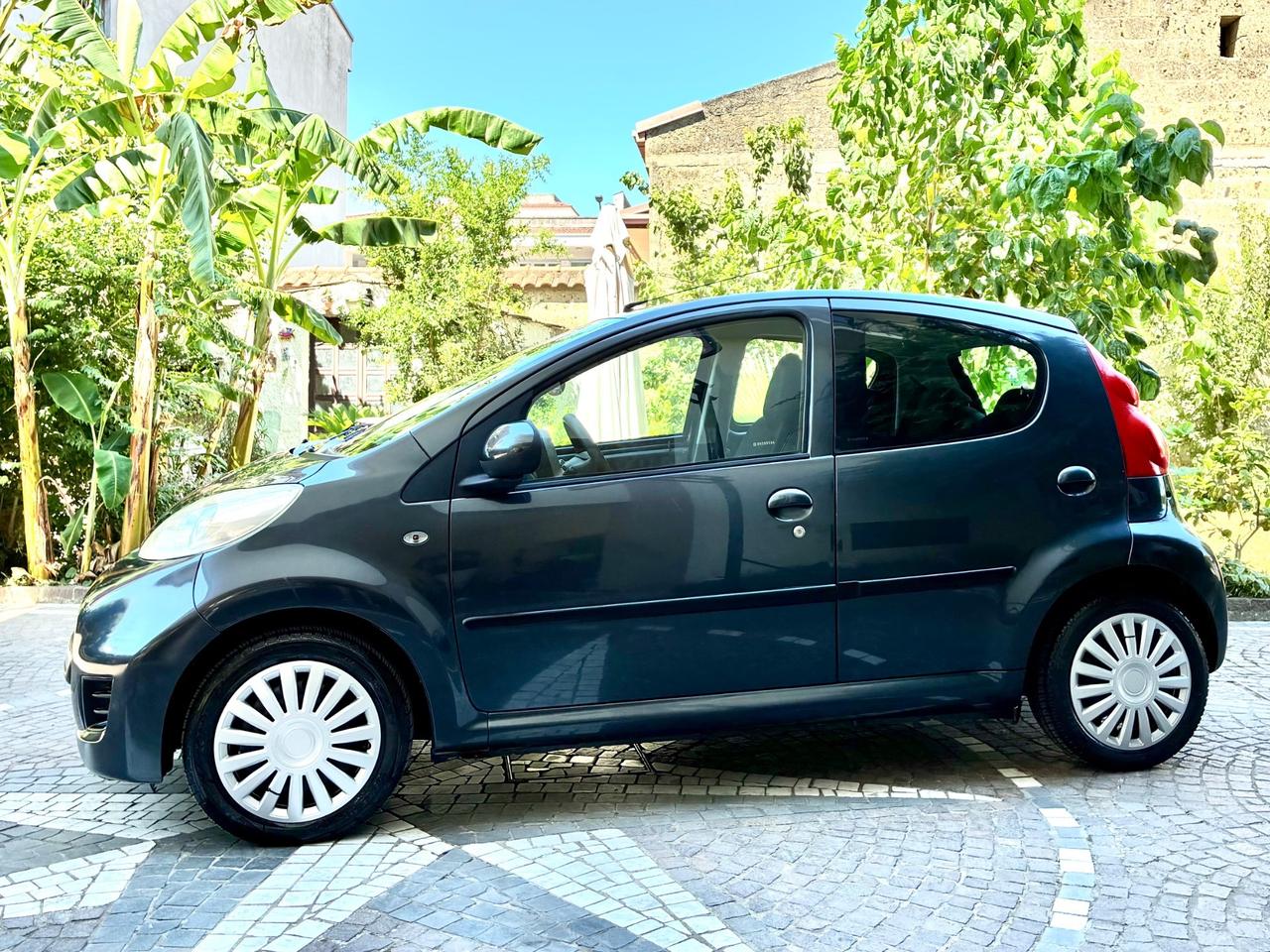 Peugeot 107 1.0 68CV 5p. Plaisir