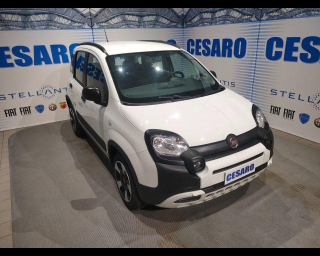 FIAT New Panda 1.0 Hybrid 70cv City Cross