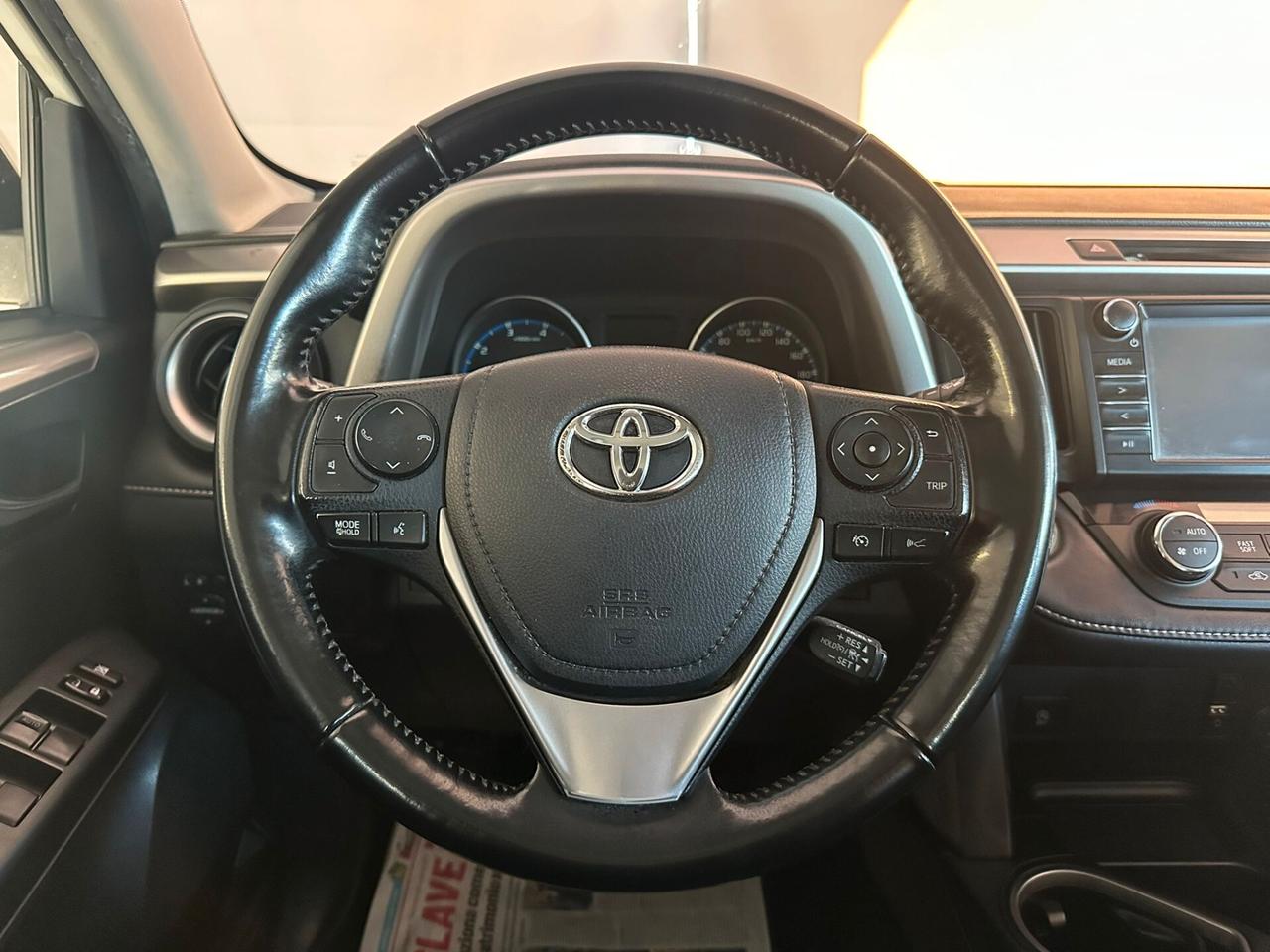 Toyota RAV 4 RAV4 2.0 D-4D 2WD Business