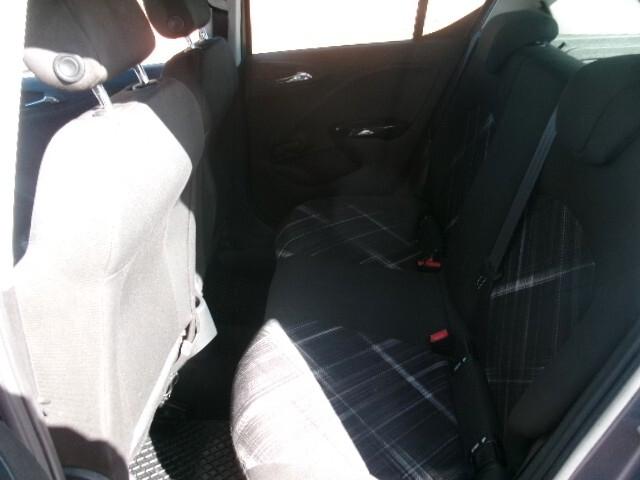 Opel Corsa 1.2 5 porte b-Color