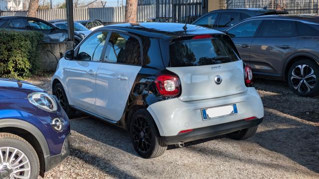 SMART ForFour PASSION 0.9cc 90cv TETTO PANORAMICO CRUISE CONTROL
