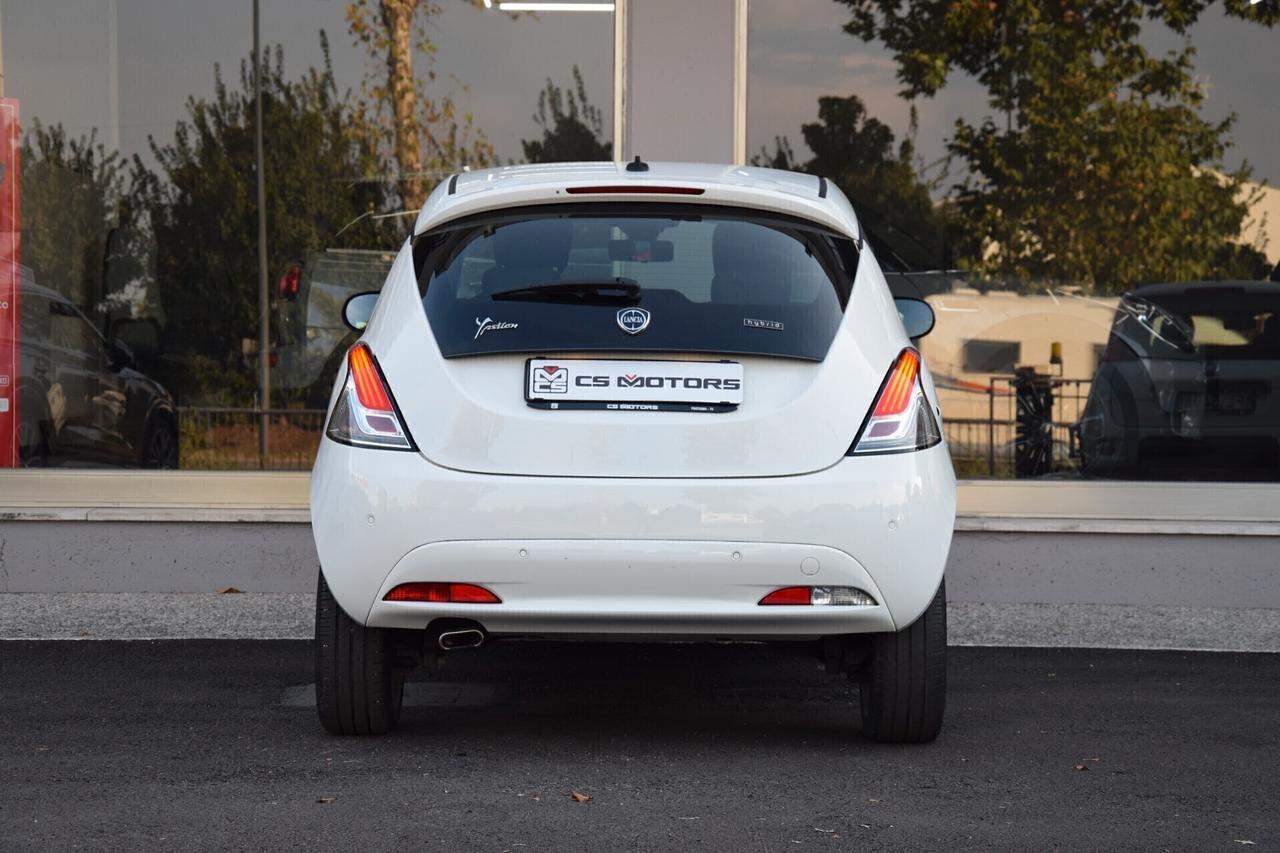 LANCIA YPSILON Hybrid GOLD cerchi x 16