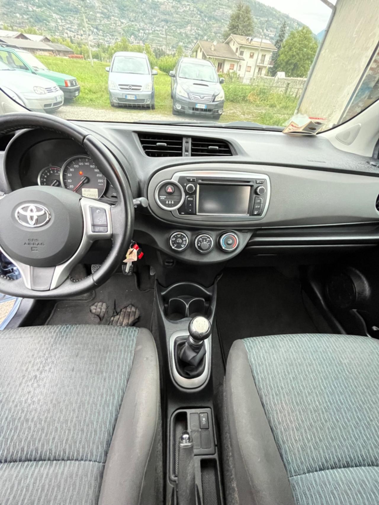 Toyota Yaris 1.3 Lounge VENDUTA