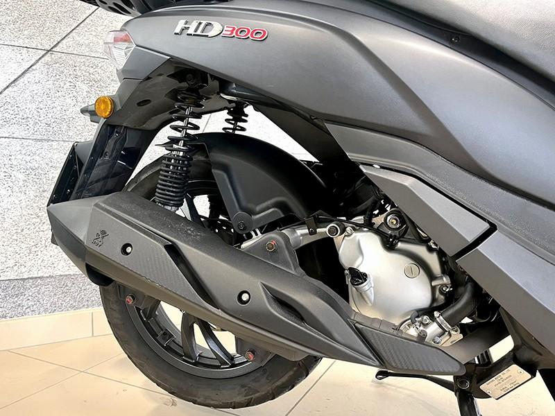 Sym HD 300