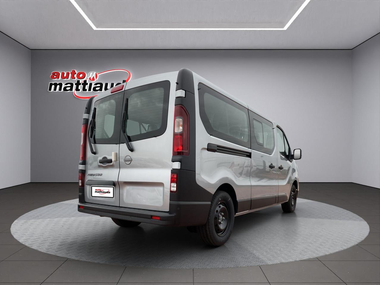 Nissan L2H1 Acenta Business Bus