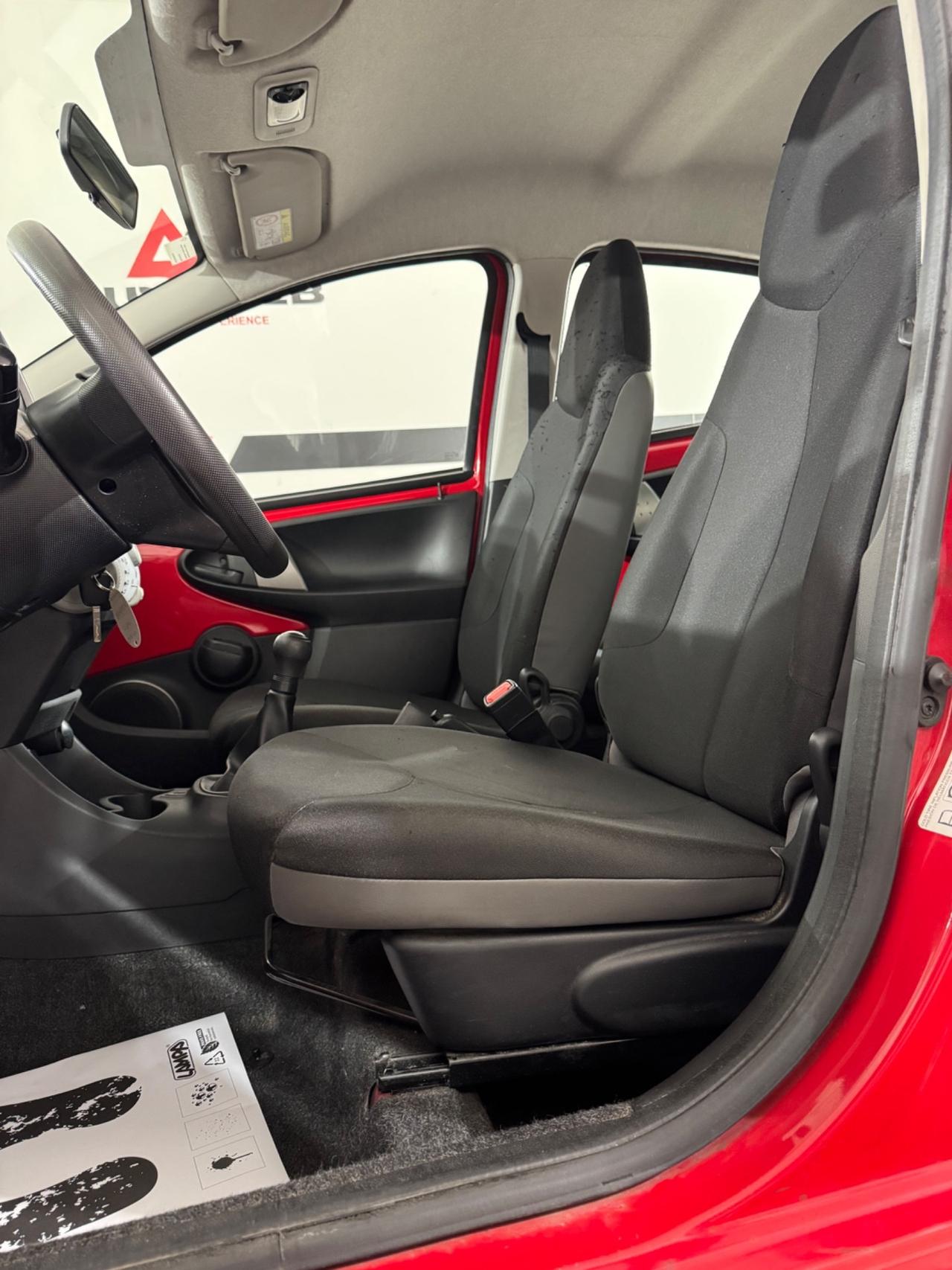 Toyota Aygo 1.0 12V VVT-i 5 porte Cool Soda Connect