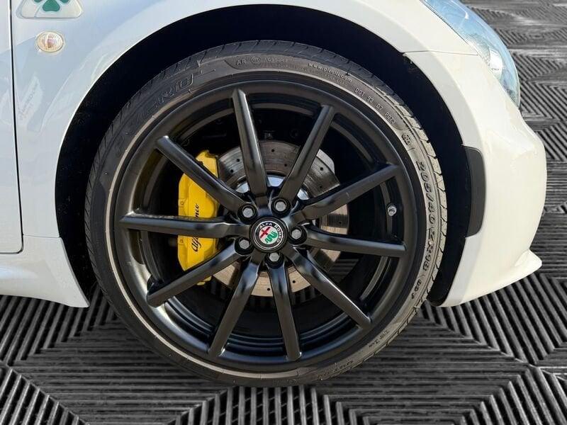 Alfa Romeo 4C 1750 TBi