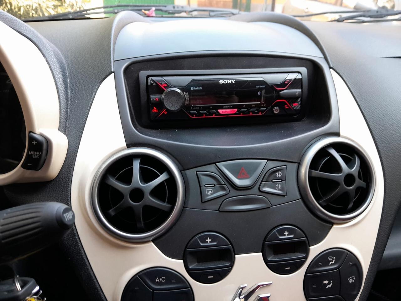Ford Ka 1.2 8V 69CV Titanium