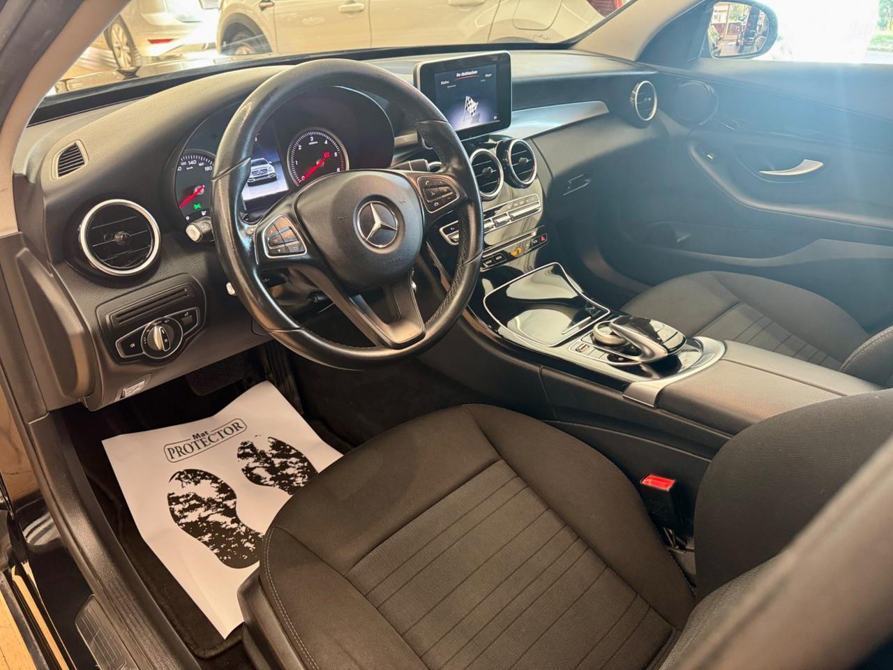 Mercedes-benz C 220 - SPORT - SOLO 76.000 KM