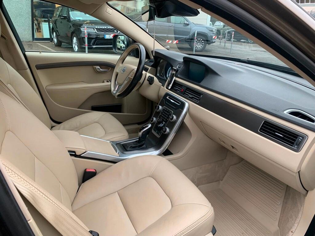 VOLVO XC70 (2007-2017) XC70 D4 AWD Geartronic M...