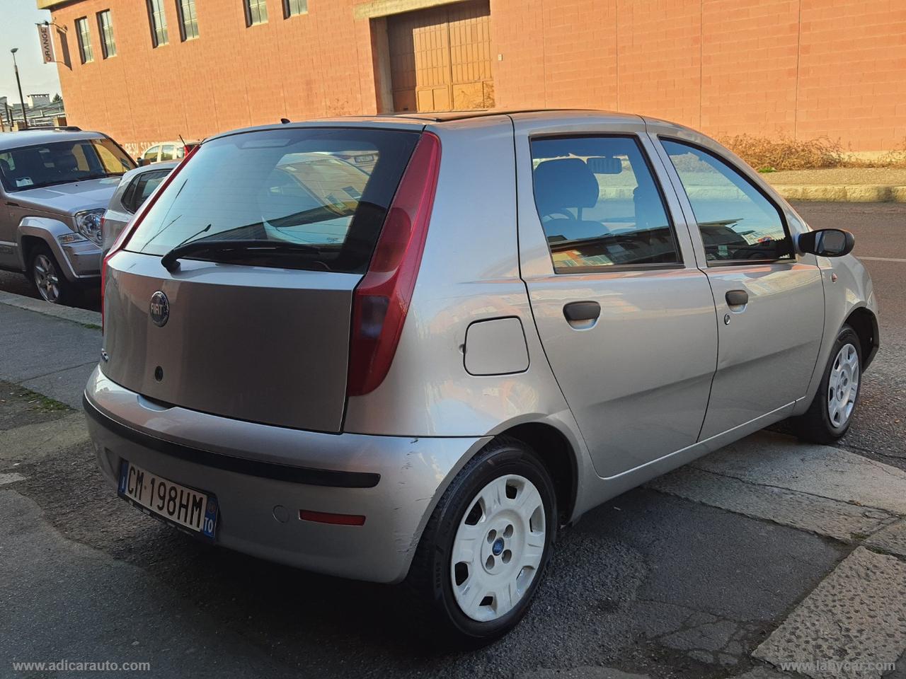 FIAT Punto 1.2 5p. 60 CV