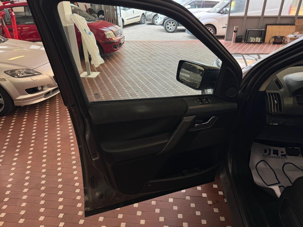 Land Rover Freelander 2.2 TD4 S.W. S - CAMBIO AUTOMATICO