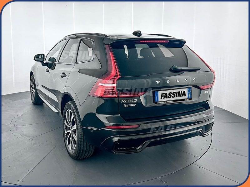 Volvo XC60 XC60 B5 AWD automatico Plus Dark