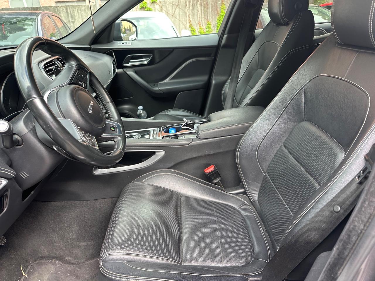 Jaguar F-Pace 2.0 D 180 CV AWD aut. R-Sport