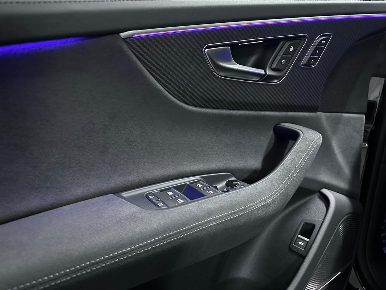 Audi Q8 RS TFSI V8 quattro tiptronic Performance