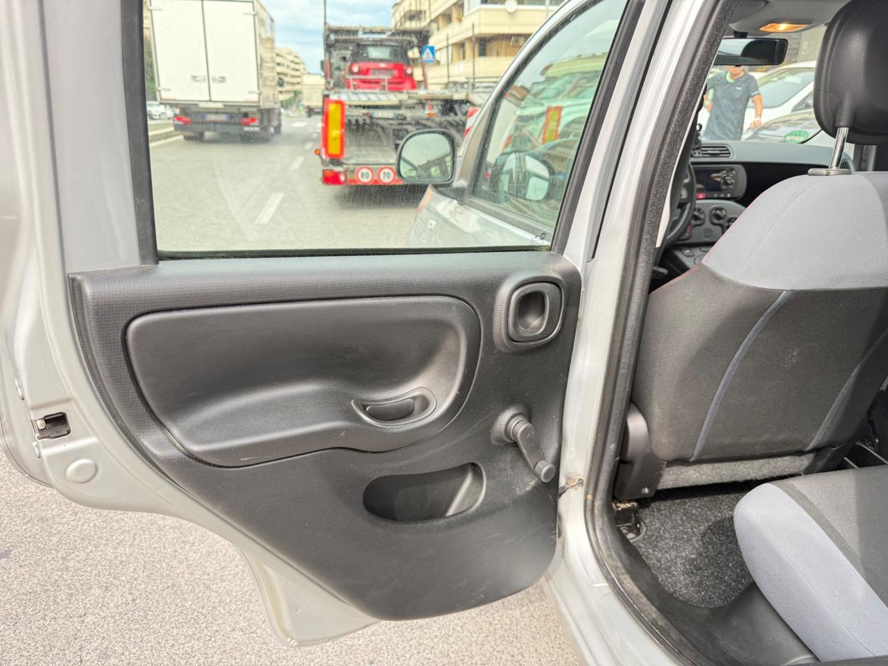 Fiat Panda 1.2 Lounge LED PDC CERCHI 15