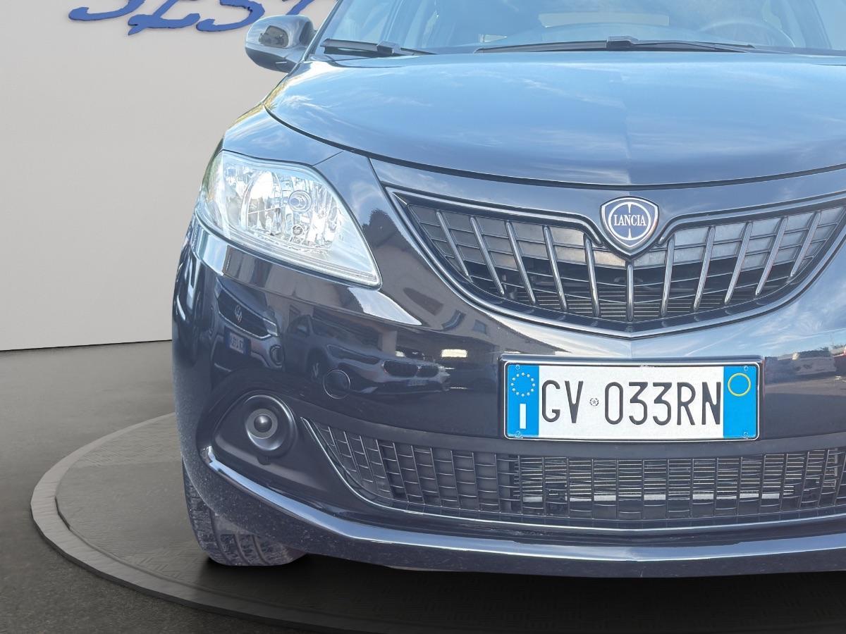 LANCIA - Ypsilon 1.0 firefly hybrid Gold s&s 70cv 5p.ti