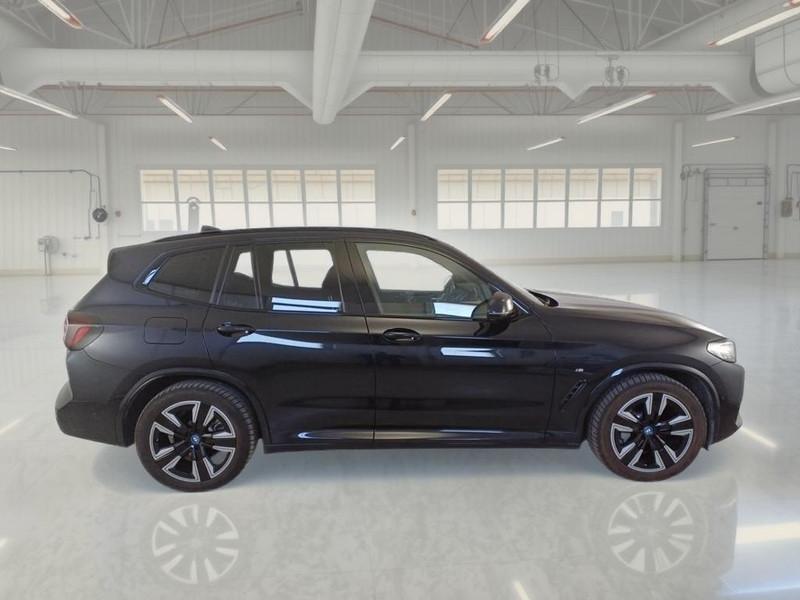 BMW 109 CV INSPIRING SUV