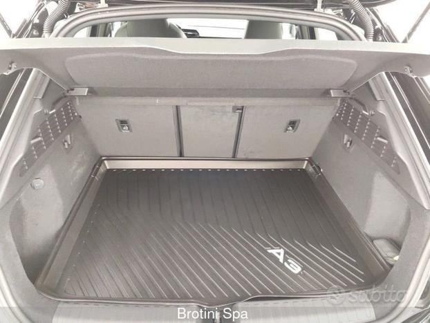 Audi A3 RS 3 SPB TFSI quattro S tronic