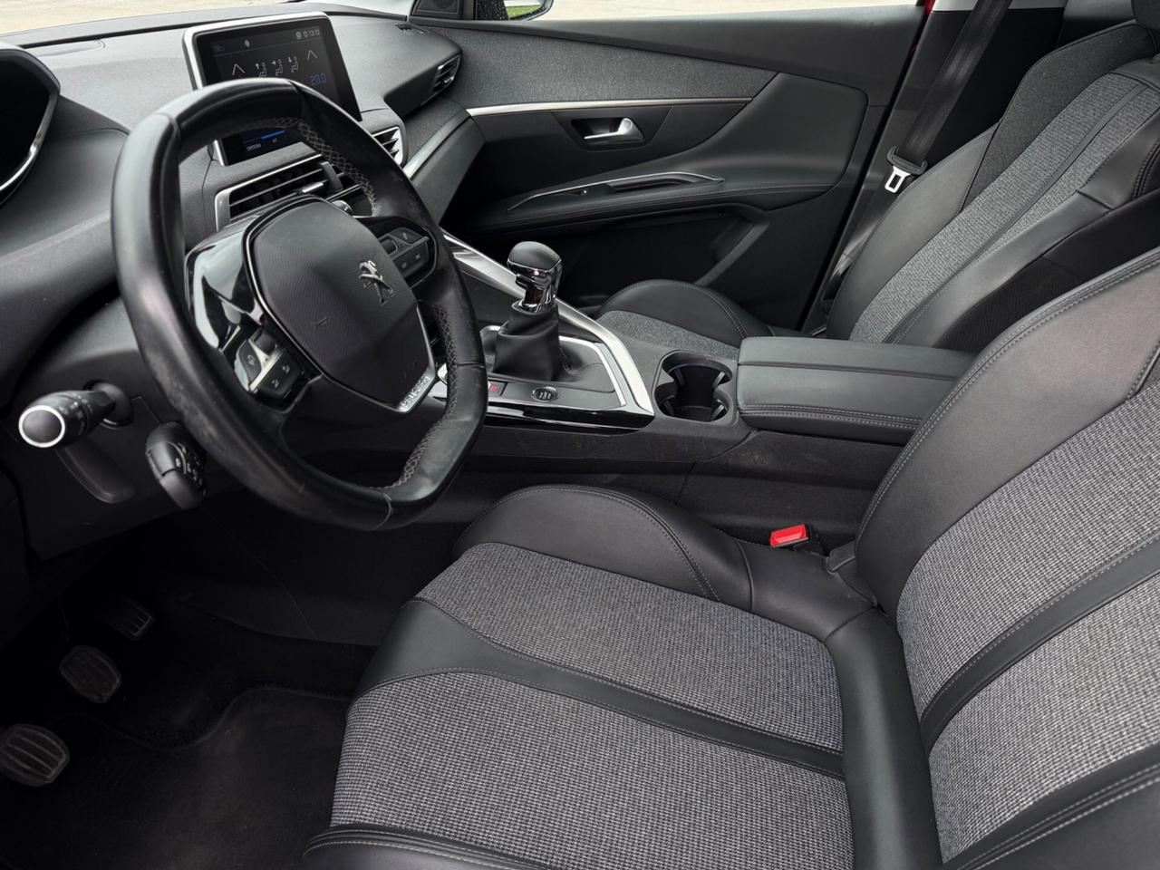 Peugeot 3008 PureTech Turbo 130 S&S Allure