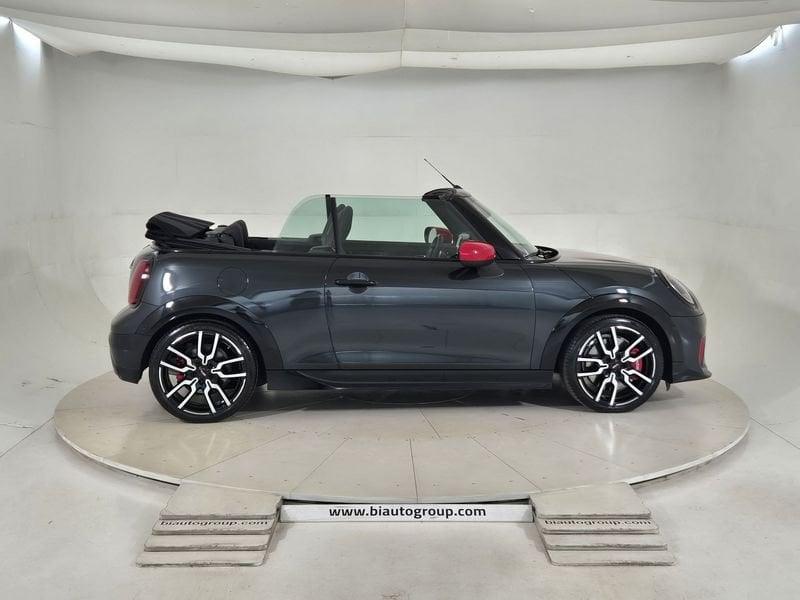 MINI Cooper Mini Cabrio F67 Mini Cabrio 2.0 John Works JCW auto