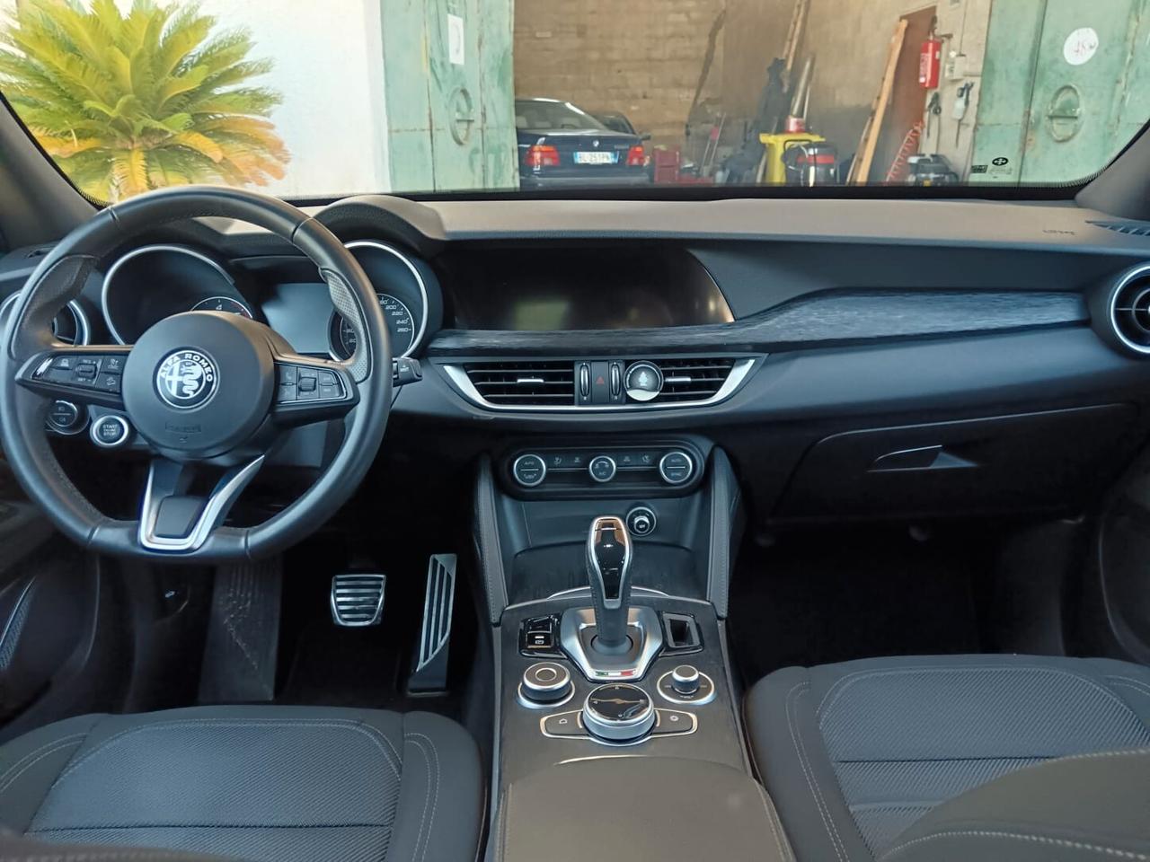 Alfa Romeo Stelvio 2.2 Turbodiesel 190 CV AT8 Q4 Business