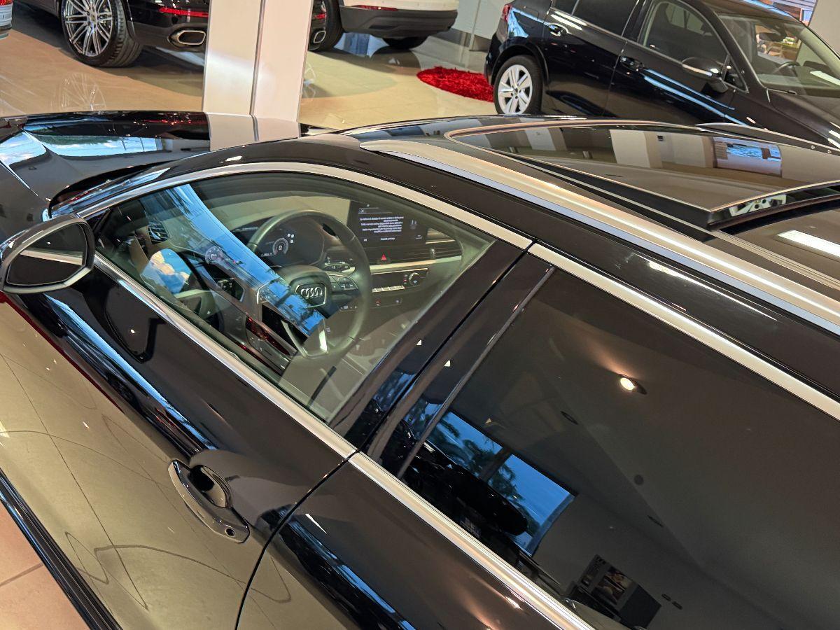 AUDI A4 Avant 2.0 TDI S-tronic S-line Tetto Solo 70.000km