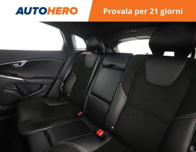 VOLVO V40 T3 R-design Kinetic