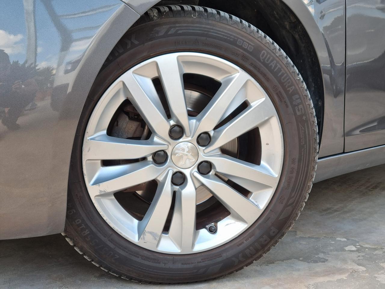 Peugeot 308 BlueHDi 120 S&S EAT6 Business