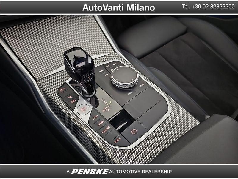 BMW Serie 3 330e xDrive Touring Msport