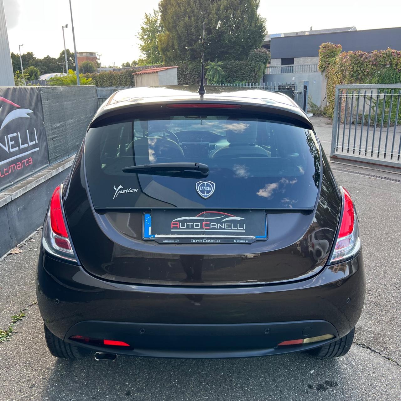 Lancia Ypsilon 1.2 69 CV 5 porte Platinum