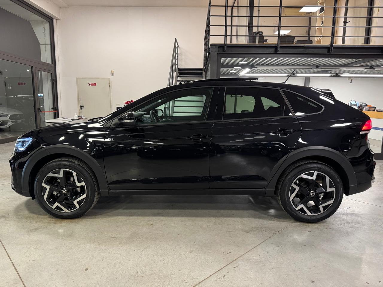 Volkswagen Taigo 1.0 tsi R-Line 115cv Tetto Apribile