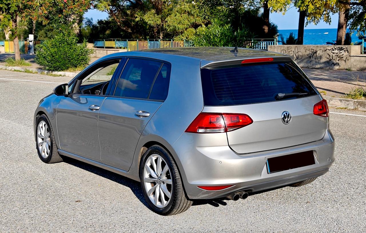 Volkswagen Golf 2.0 TDI DSG 5p. Highline BlueMotion Technology