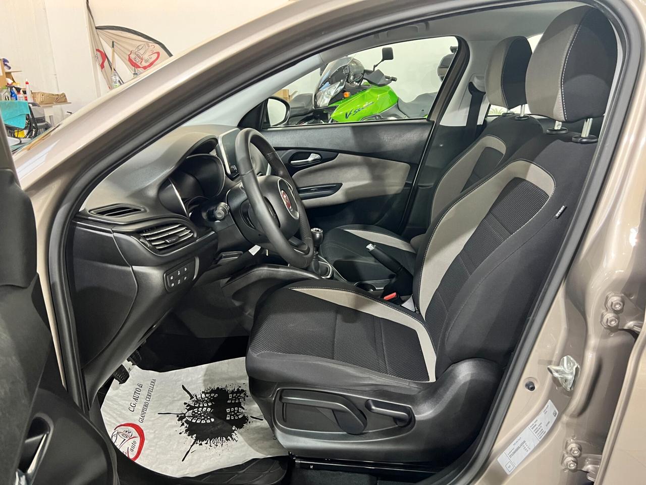 Fiat Tipo 1.6 120 CV - 5 porte Lounge - 2019