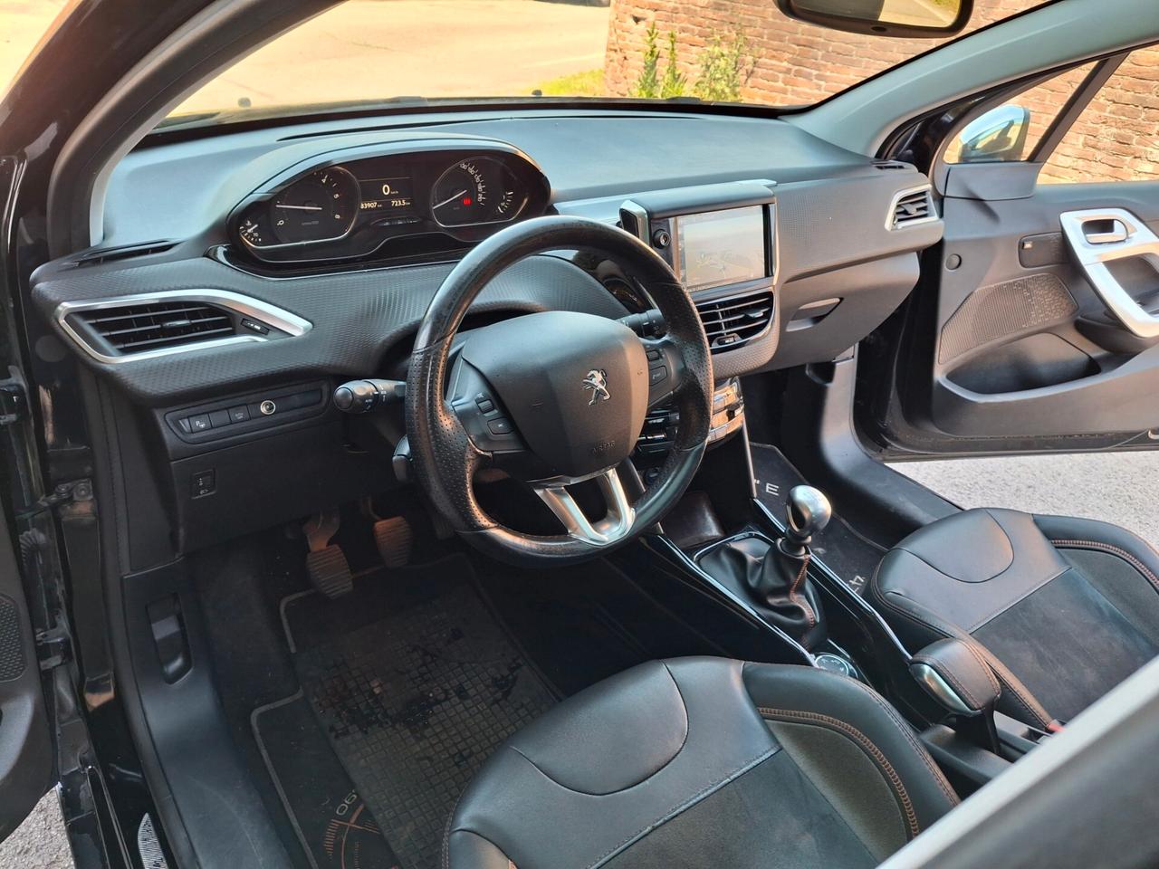 Peugeot 2008 BlueHDi 120 S&S Black Matt