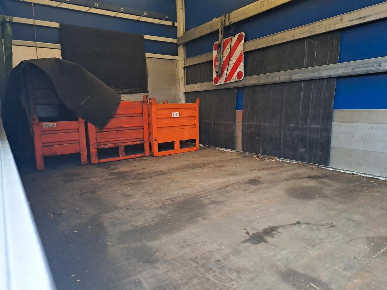 IVECO DAILY CENTINATO 3.0 *PATENTE C* 70C17