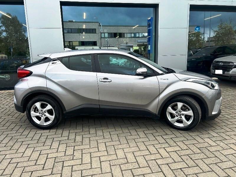 Toyota C-HR 1.8 Hybrid E-CVT Active