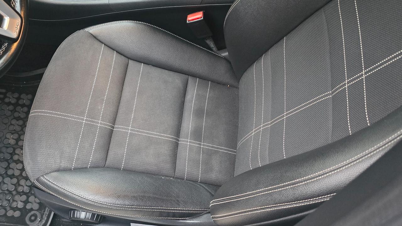 Mercedes-benz A 180 d Automatic Premium