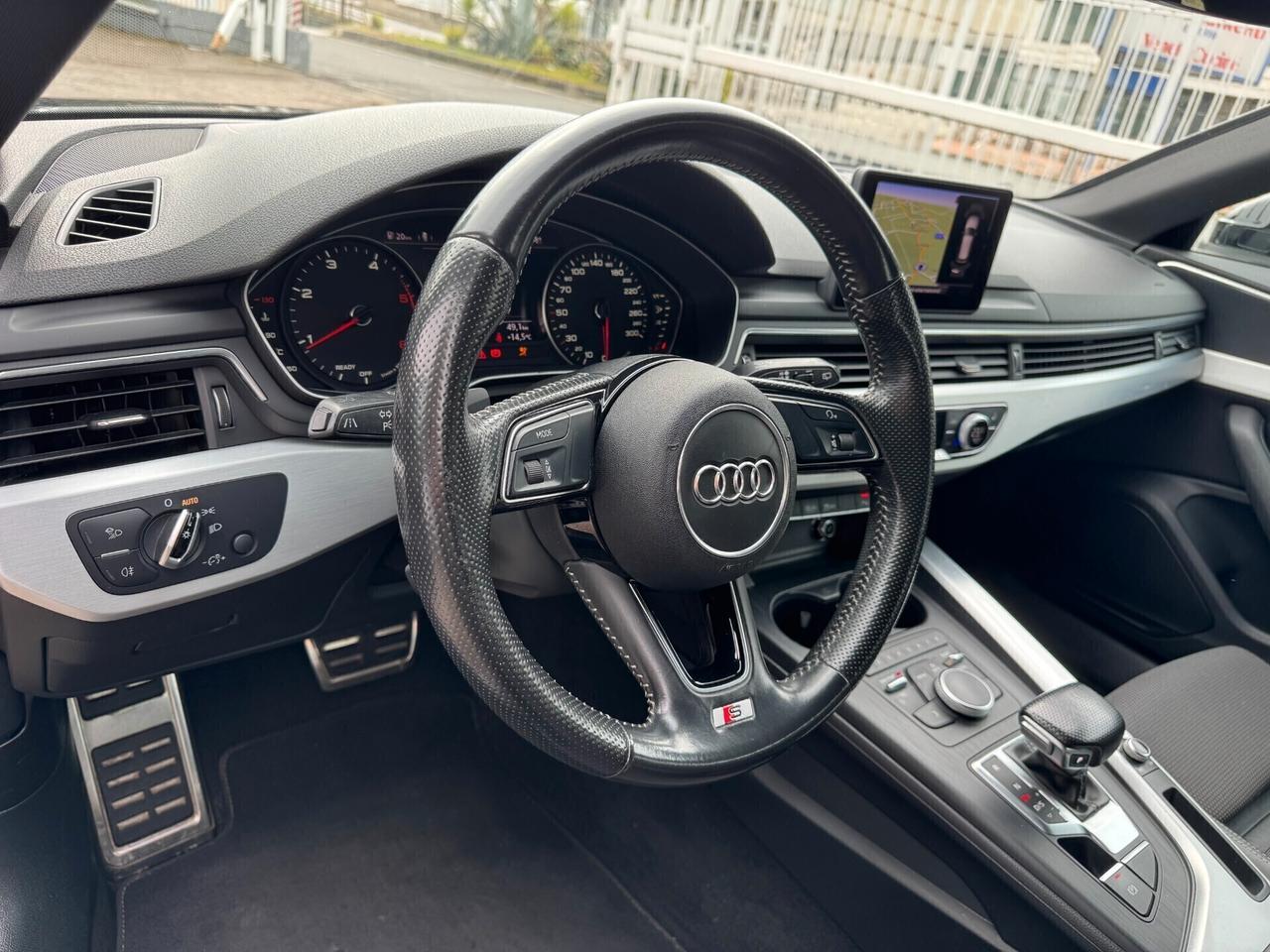 Audi A4 Avant 2.0 TDI 150 CV S-tronic S-Line